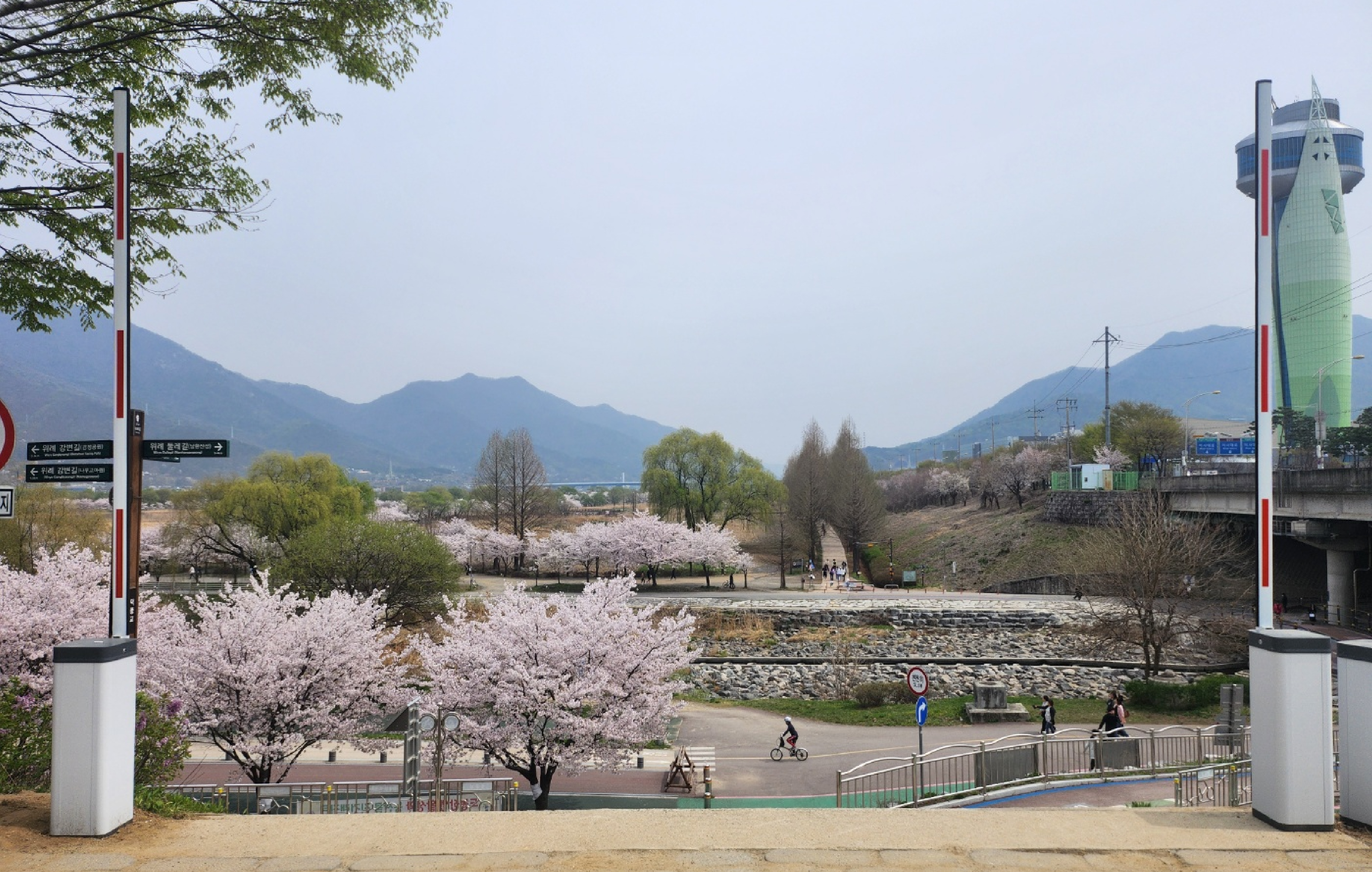 [시공사례] 경기도 하남시 덕풍천 진출입 차단시스템